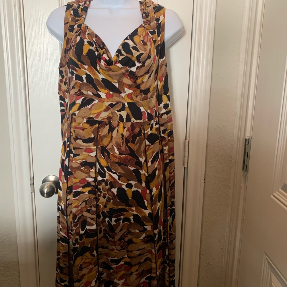 Perceptions Sleeveless Maxi Dress in Mustard, Black, Brown & Red Leaf Print